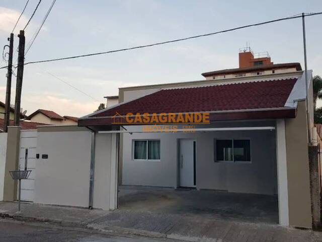 Casa para Venda em São José dos Campos - 5