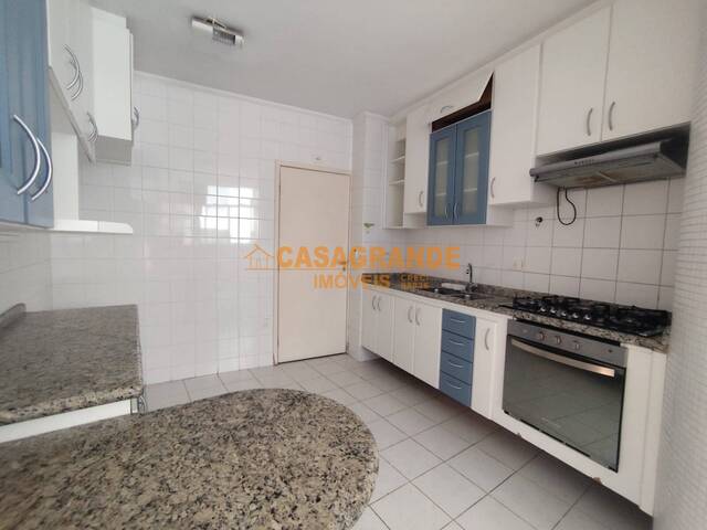 Apartamento para Venda em São José dos Campos - 4