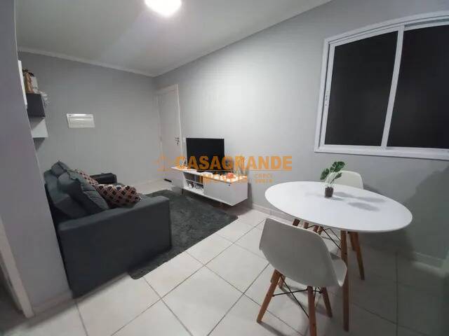 Apartamento para Venda em São José dos Campos - 2