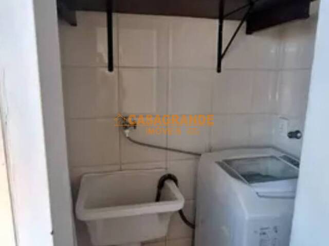 Apartamento para Venda em São José dos Campos - 4