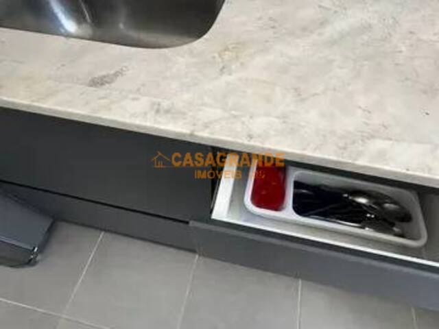 Apartamento para Venda em São José dos Campos - 4