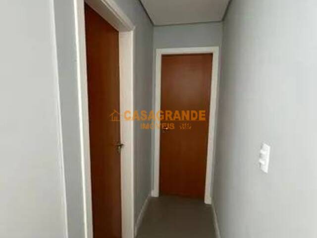 Apartamento para Venda em São José dos Campos - 5