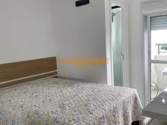 Apartamento para Venda em São José dos Campos - 4