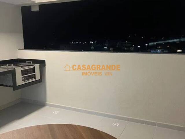 Apartamento para Venda em São José dos Campos - 2