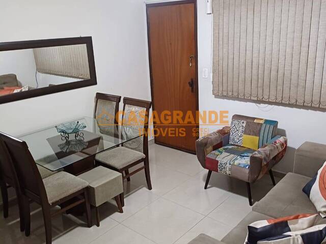 Apartamento para Venda em São José dos Campos - 2