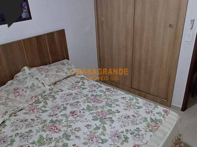 Apartamento para Venda em São José dos Campos - 5