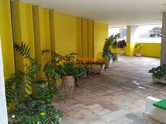 Apartamento para Venda em São José dos Campos - 4