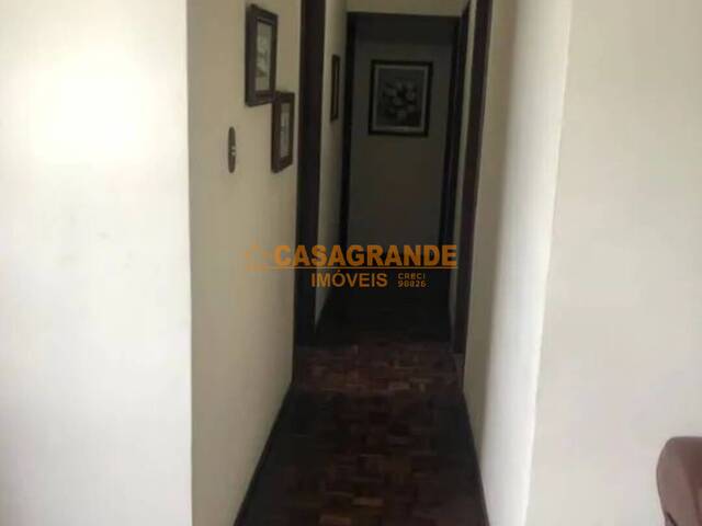 Apartamento para Venda em São José dos Campos - 4