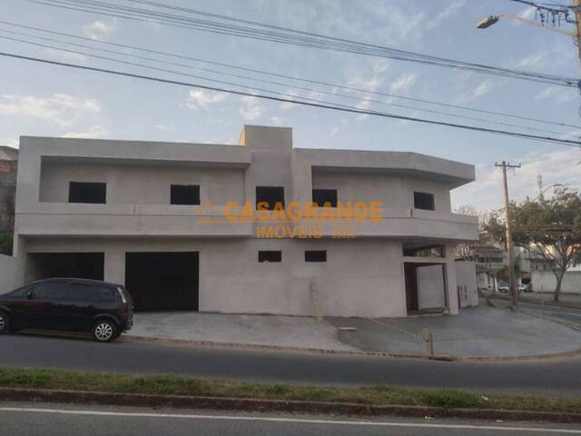 Casa para Venda em São José dos Campos - 4