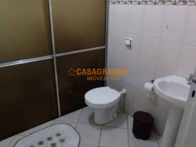 Casa para Venda em São José dos Campos - 5