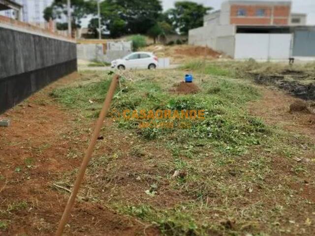 Área para Venda em São José dos Campos - 5