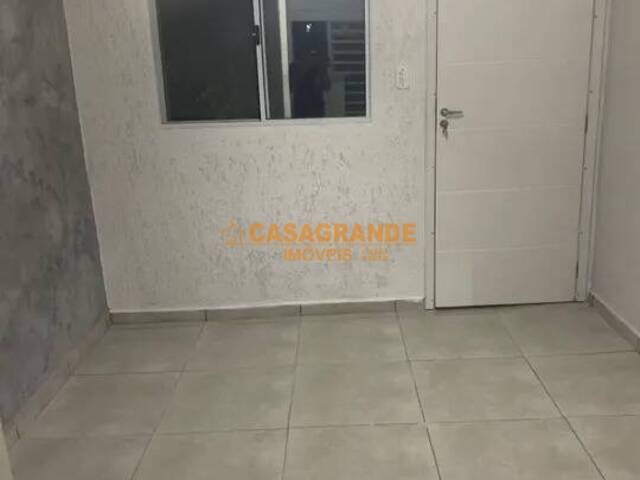 #9775 - Casa para Venda em São José dos Campos - SP - 2