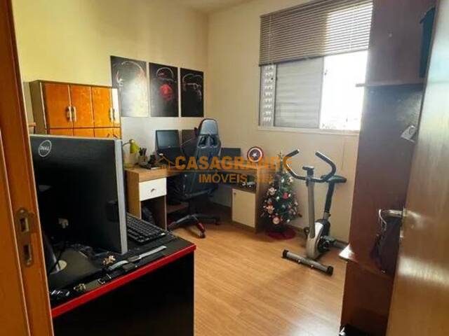 Apartamento para Venda em São José dos Campos - 5