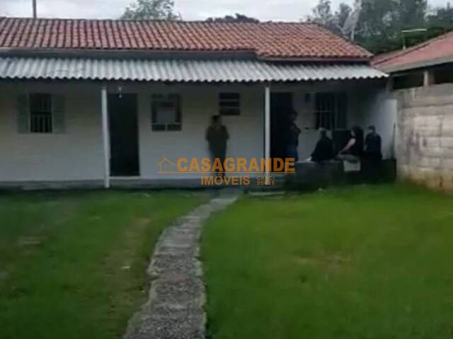 #9770 - Casa para Venda em São José dos Campos - SP - 1
