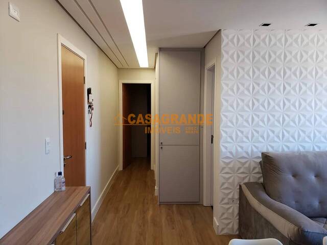 Apartamento para Venda em São José dos Campos - 4