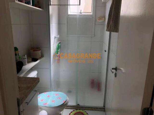 Apartamento para Venda em São José dos Campos - 4