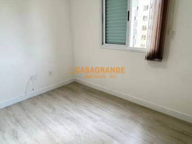 #9810 - Apartamento para Locação em São José dos Campos - SP - 3