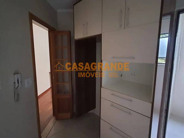 Apartamento para Venda em São José dos Campos - 4