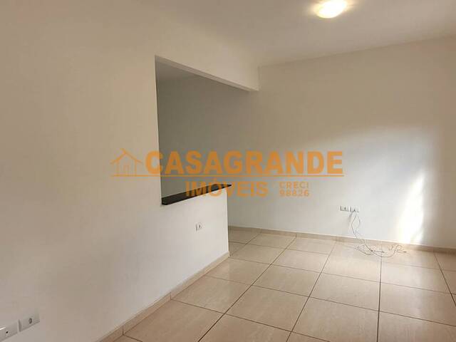 #9839 - Casa para Venda em São José dos Campos - SP - 3