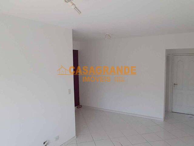 #9875 - Apartamento para Locação em São José dos Campos - SP - 3