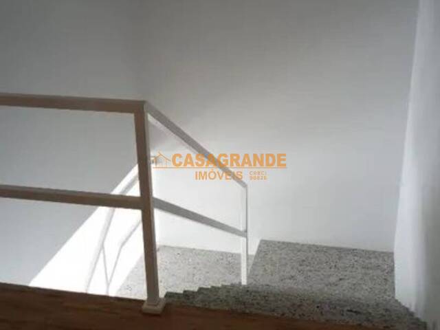 Casa para Venda em São José dos Campos - 5