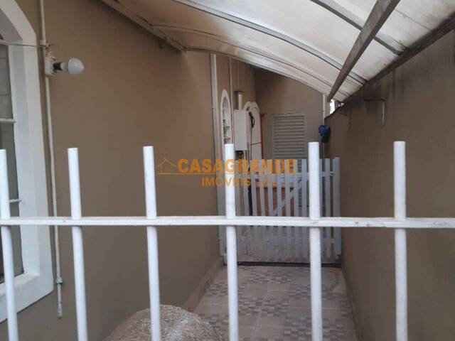 Casa para Venda em São José dos Campos - 5