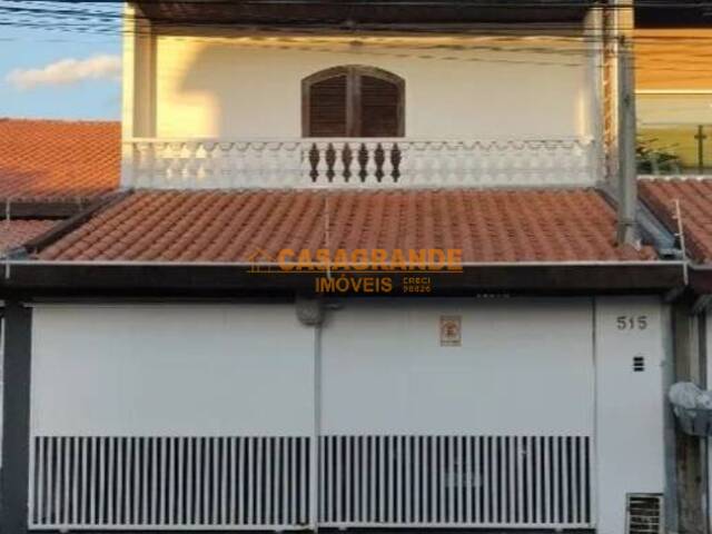 Casa para Venda em São José dos Campos - 2