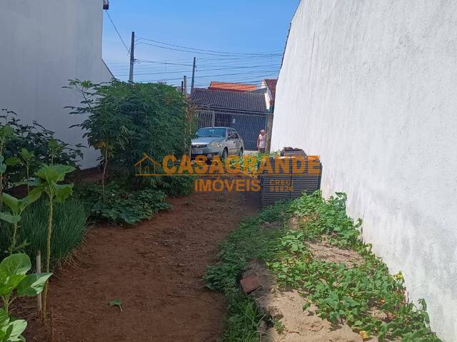 Área para Venda em São José dos Campos - 3