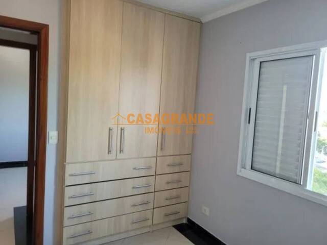 Apartamento para Venda em São José dos Campos - 5