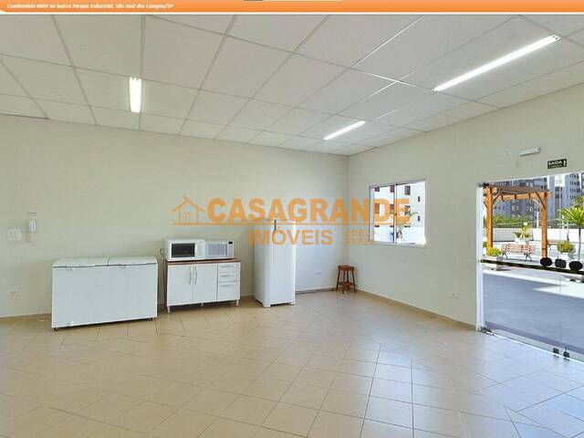 Apartamento para Venda em São José dos Campos - 2