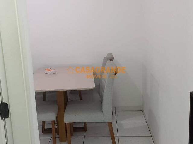 Apartamento para Locação em São José dos Campos - 3