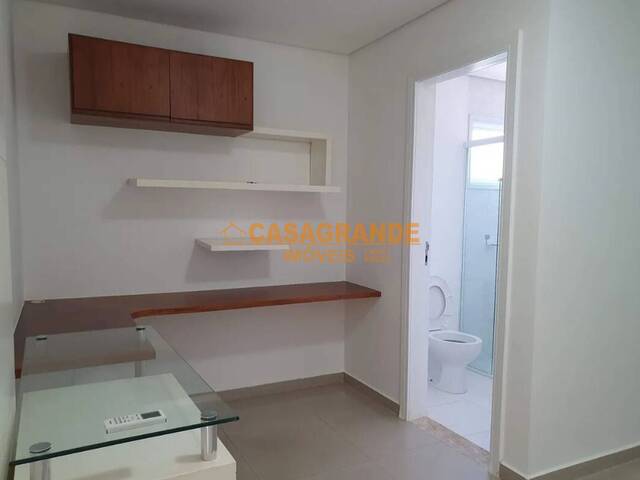 Casa para Venda em São José dos Campos - 4