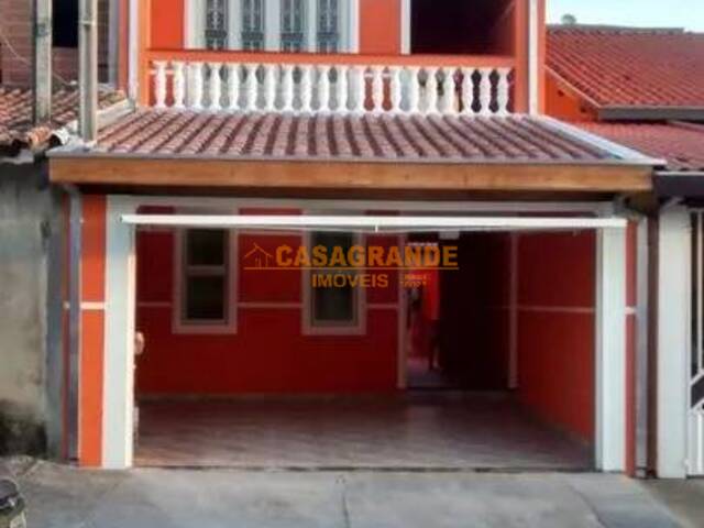 Casa para Venda em São José dos Campos - 2