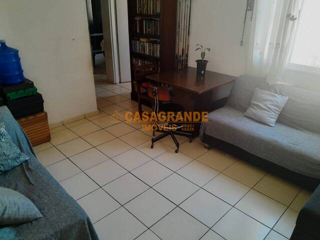 Apartamento para Venda em São José dos Campos - 1