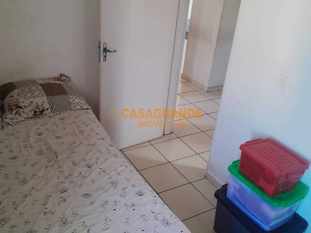 Apartamento para Venda em São José dos Campos - 5