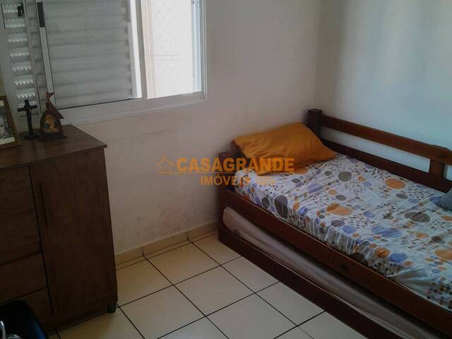 Apartamento para Venda em São José dos Campos - 4