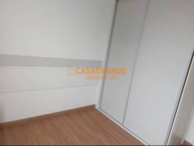 Apartamento para Venda em São José dos Campos - 4