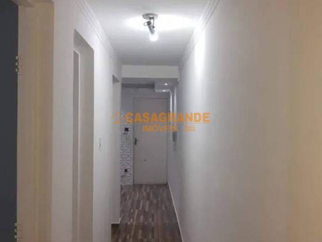 Apartamento para Venda em São José dos Campos - 5