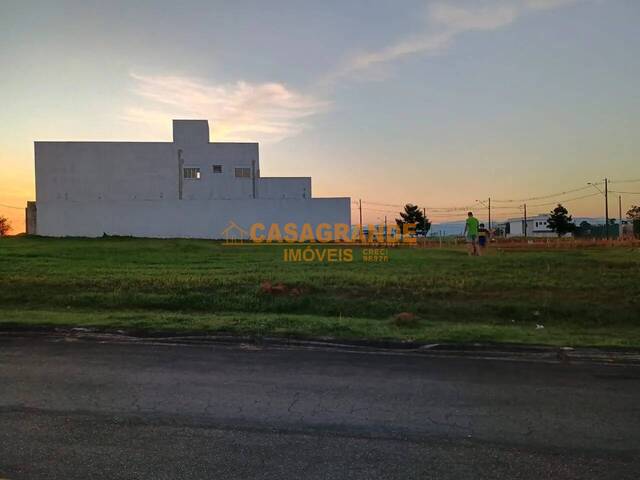 Área para Venda em São José dos Campos - 4