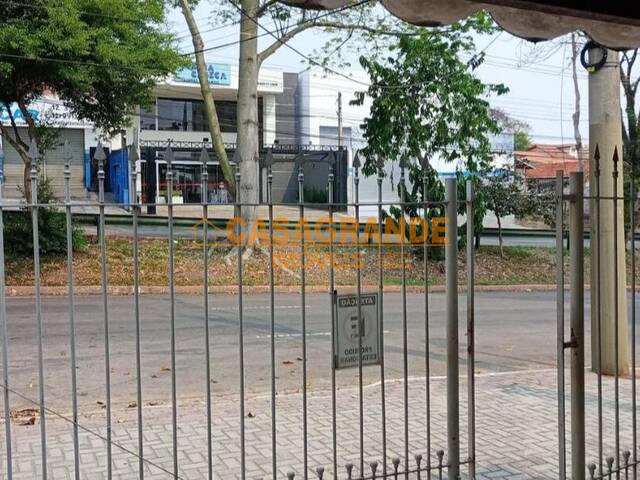 Casa para Venda em São José dos Campos - 4