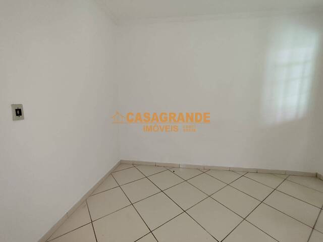 Casa para Locação em São José dos Campos - 4