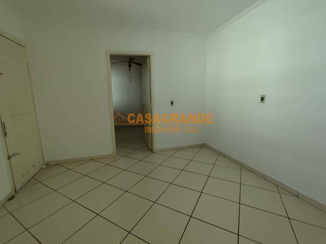 #10468 - Casa para Locação em São José dos Campos - SP - 2