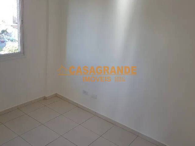 Apartamento para Venda em São José dos Campos - 3