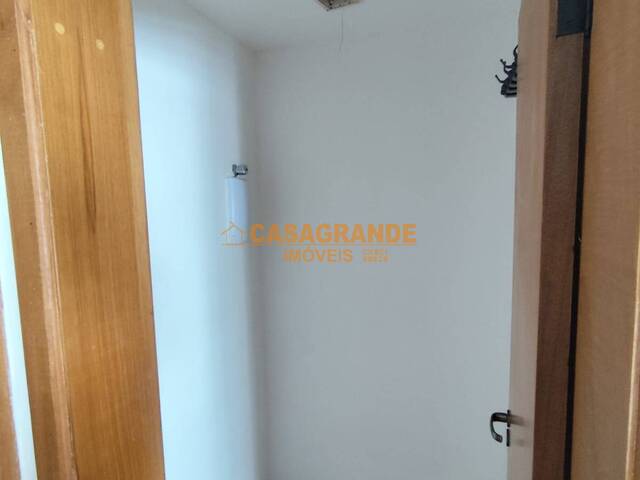 Apartamento para Locação em São José dos Campos - 4