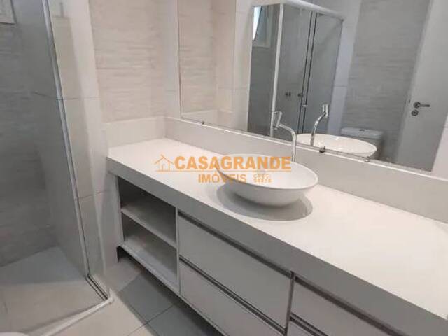 Apartamento para Venda em São José dos Campos - 4