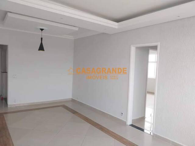 Apartamento para Venda em São José dos Campos - 4