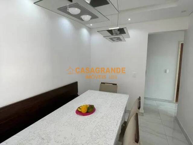 Apartamento para Locação em São José dos Campos - 4