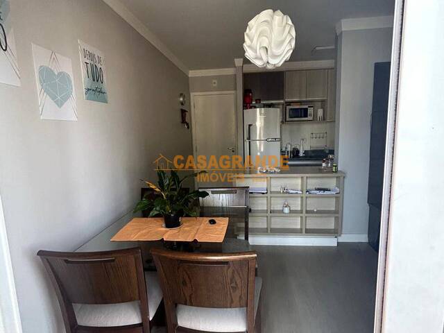 Apartamento para Venda em São José dos Campos - 5