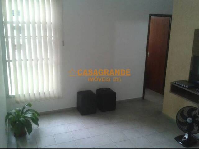 Apartamento para Venda em São José dos Campos - 1