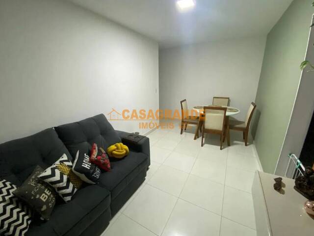 Apartamento para Venda em São José dos Campos - 2